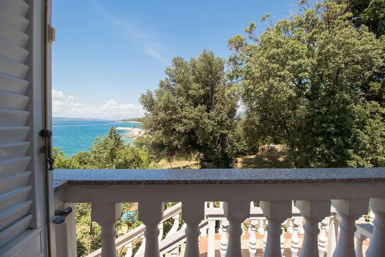 Apartments Josip By The Sea Novi Vinodolski